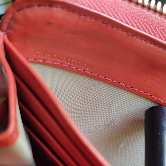 Burberry Check Large Wallet - Picture 8 of 8